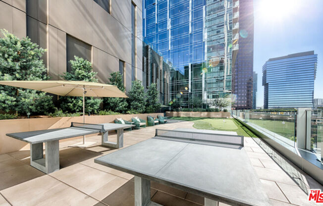 2 beds, 2 baths, 1,305 sqft, $4,800, Unit 2811