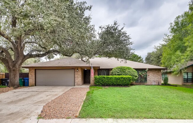 Spacious floor plan in established neighborhood.