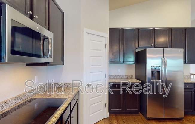 1097 ANTRIM LOOP