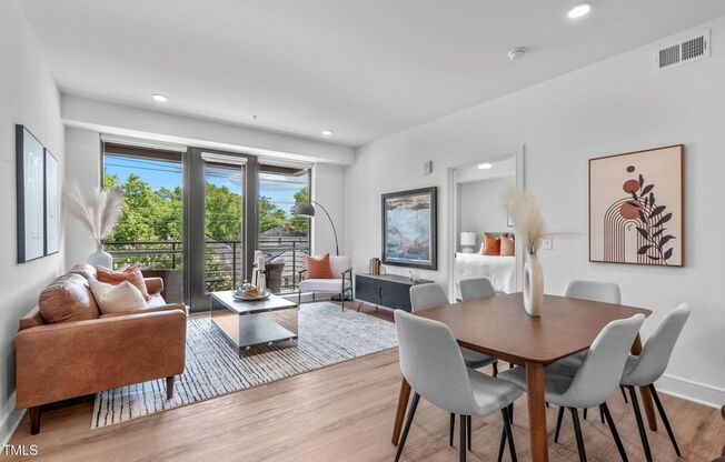 **OFFERING 50% OFF THE FIRST MONTH'S RENT** Newly Remodeled 2BD, 2BA Downtown Raleigh Condo with a Rooftop Lounge in a Prime Location