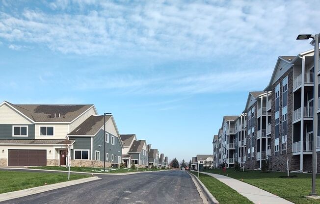 1 bed, 1 bath, 730 sqft, $1,540, Unit 116