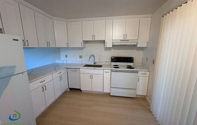 1 bed, 1 bath, 600 sqft, $1,925, Unit 17