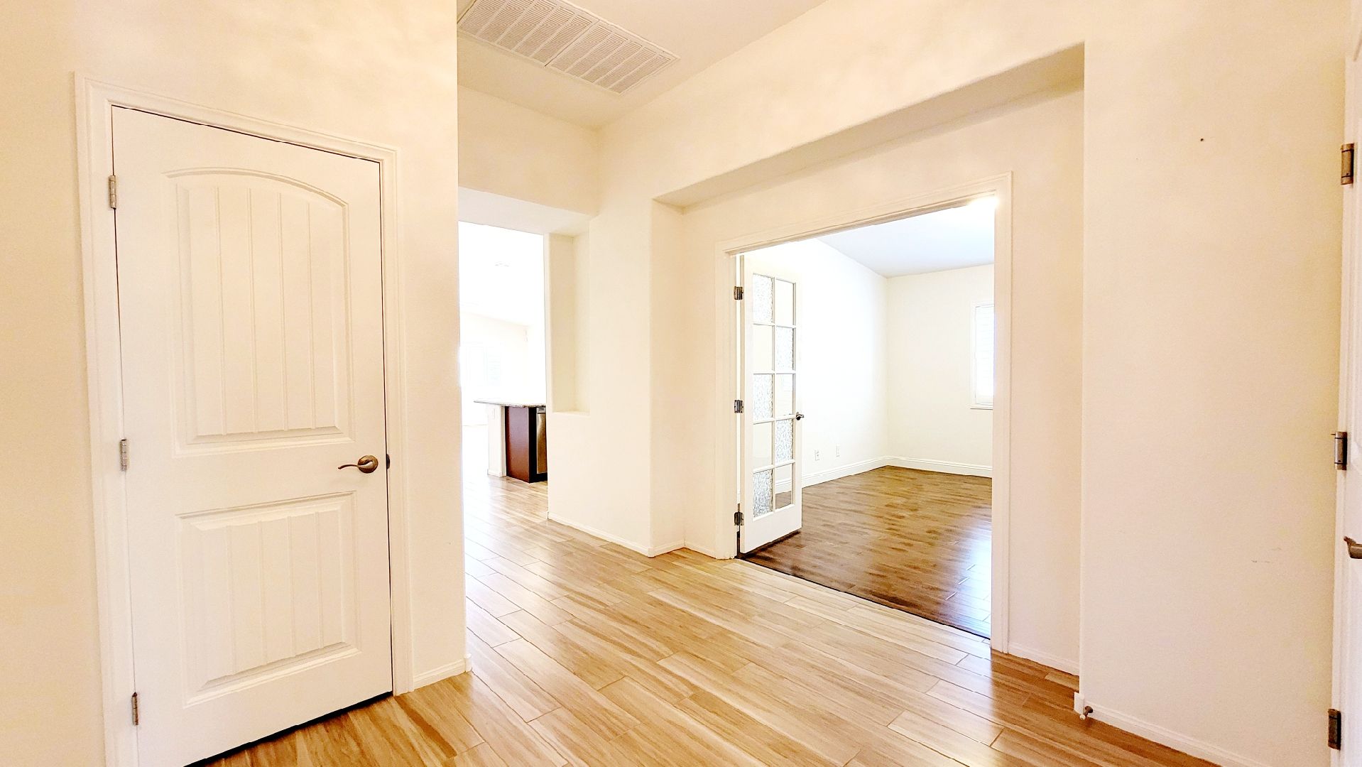 8327 Spectacle Reef Ave - 3bedrooms, 2.5 bathroom, 1928 SQFT