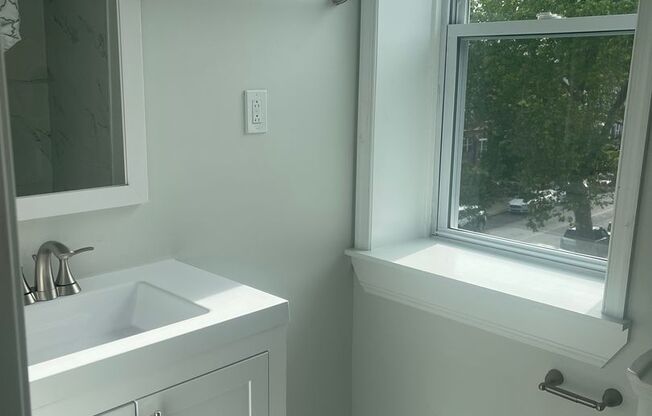 3 beds, 2 baths, 1,425 sqft, $1,875, Unit 4845-B1