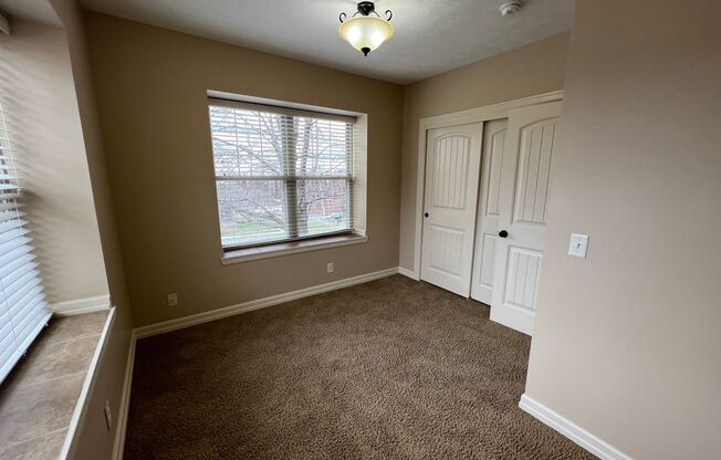 2 beds, 1 bath, 800 sqft, $1,395, Unit 601 - Unit 205 B800