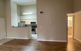 2 beds, 1 bath, $1,900, Unit 305