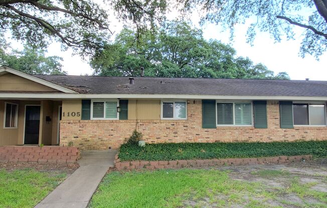 1105 RAMADA DR