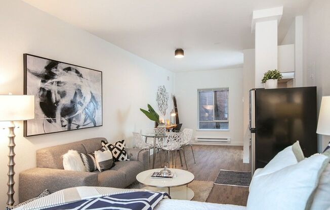 Mayn Suites
