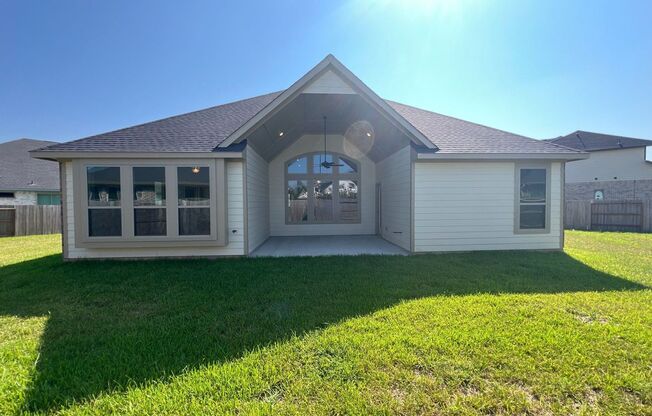 BEAUTIFUL 4 BEDROOM 3.5 BATH HOME with a 3 CAR GARAGE - Ask about our No Security Deposit option.