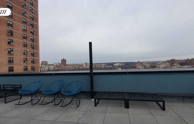 3 beds, 1 bath, $2,799, Unit 4A