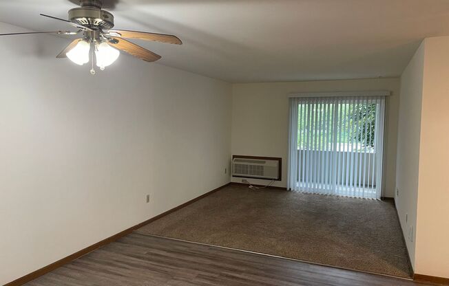 3 beds, 1 bath, 1,040 sqft, $1,695, Unit 3172-204