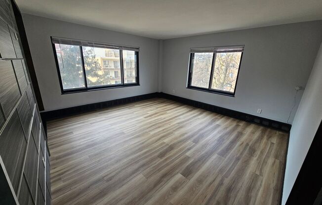 Studio, 1 bath, 352 sqft, $995, Unit 316-408