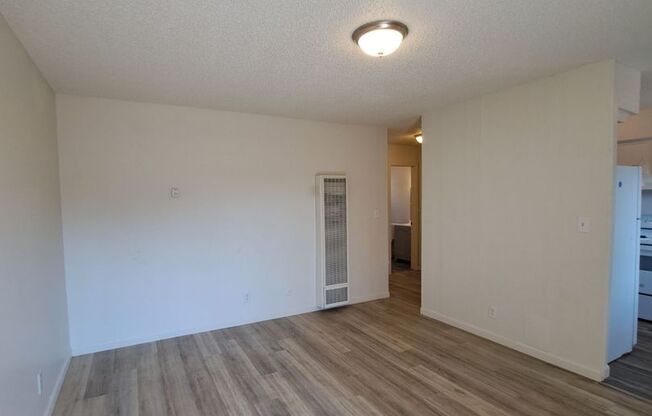 1331-1349 E San Bruno Ave
