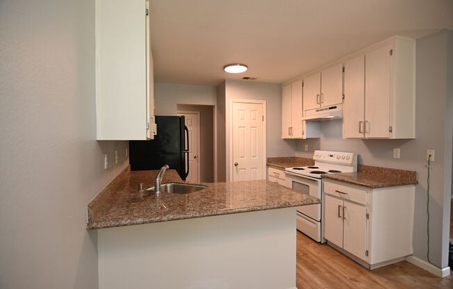 Bright 3 bed 2 bath Condo in San Jose - 2583 Gimelli Way #74