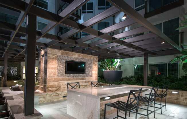 Outdoor Lounge with Grilling Space at 1000 Grand by Windsor, California, 90015