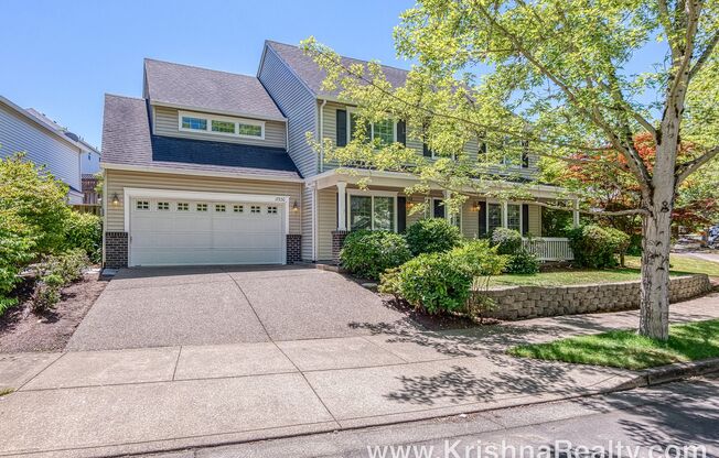 Charming 4 BD* 2.5 BA* Single Family Home Available in Arbor Ridge Community *Spectacular Location* Mins to Intel/Nike & Downtown!