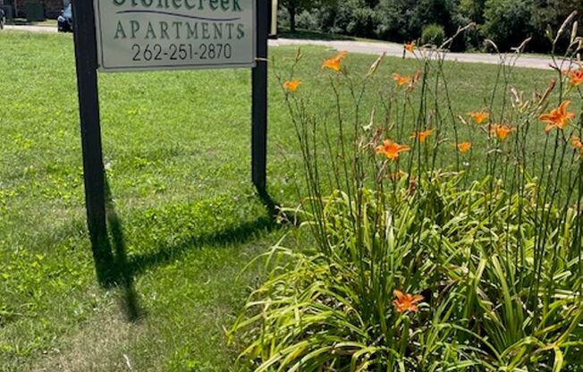 Stone Creek Willowbrook Apartments