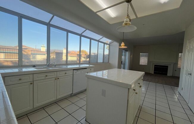 4 beds, 3.5 baths, $3,495, Unit Unit-1