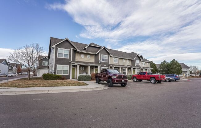 Beautiful 2 bed, 2 1/2 Bath Condo in Southwest Greeley!