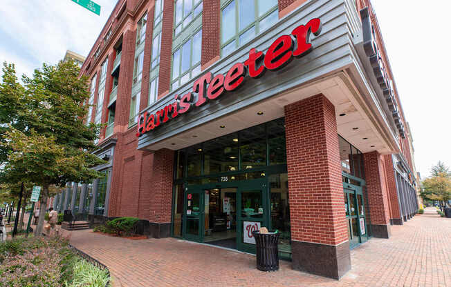 Harris Teeter near Mason Hall Apartments in Alexandria, VA 22314