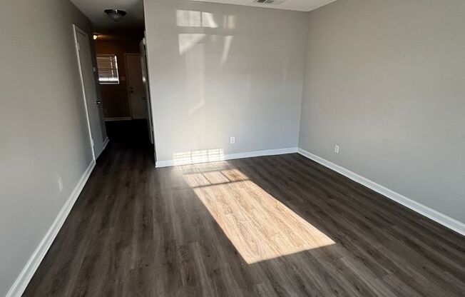 2 beds, 1.5 baths, 1,024 sqft, $850