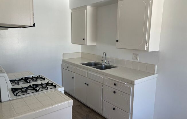 1 bed, 1 bath, 600 sqft, $1,695, Unit 15