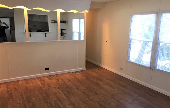 2 beds, 1 bath, $975