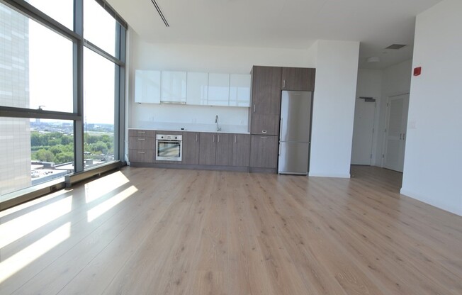 3 beds, 2 baths, 1,627 sqft, $10,100, Unit 1513