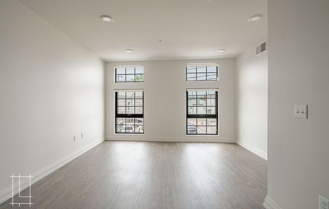 1 bed, 1 bath, $1,425, Unit 1112 N 4th St. Apt. 208