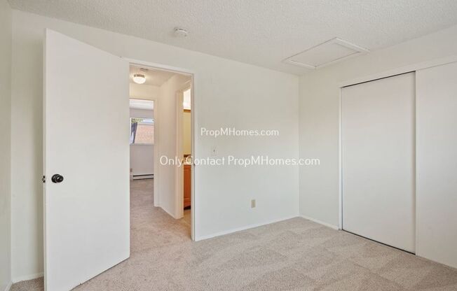 2 beds, 1 bath, $1,549, Unit 3350 SW 126th Avenue - Unit 11