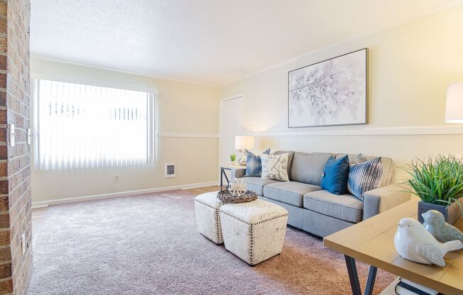 Willow Lake Apartments