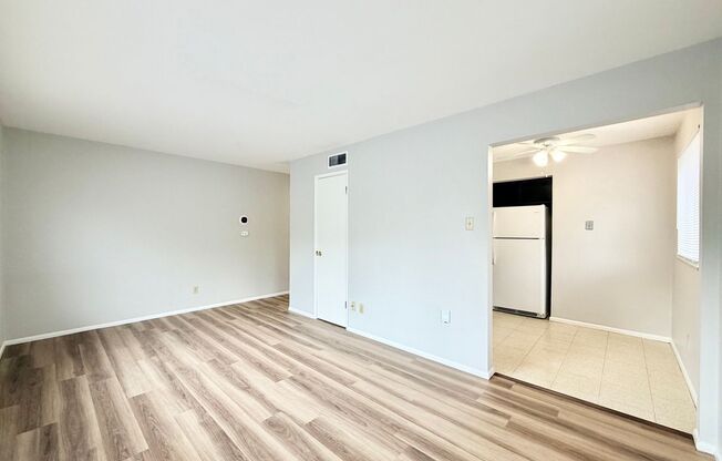 1 bed, 1 bath, 800 sqft, $925, Unit 4101-1G