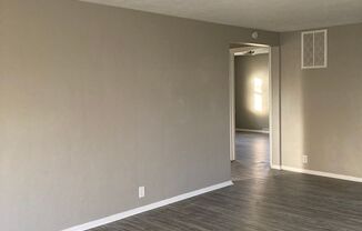 2 beds, 1 bath, $800