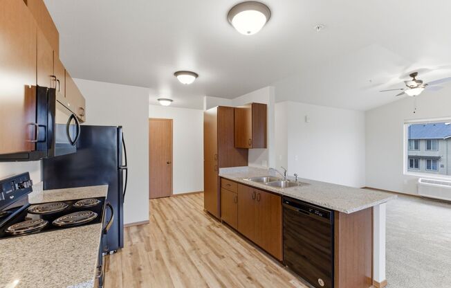 2 beds, 2 baths, 952 sqft, $1,595, Unit 1913-201