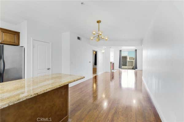 2 beds, 2 baths, 1,080 sqft, $3,600