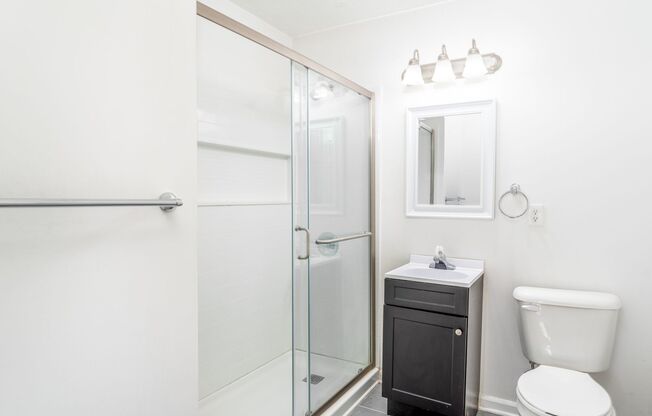 3 beds, 3 baths, 1,172 sqft, $1,700, Unit 1915G-JS