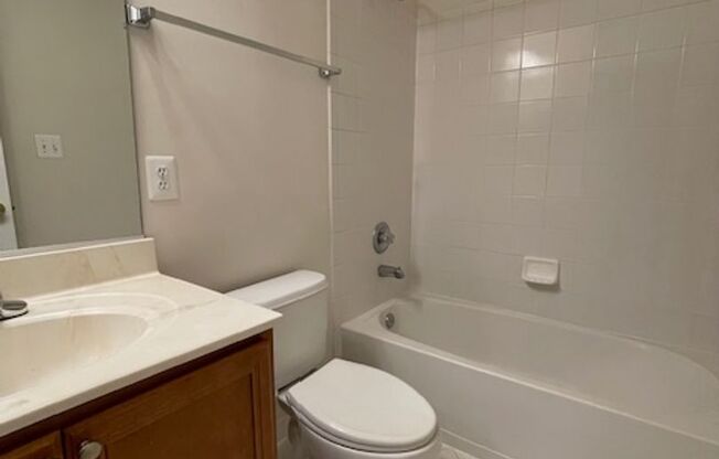 SPACIOUS TH IN CLARKSBURG