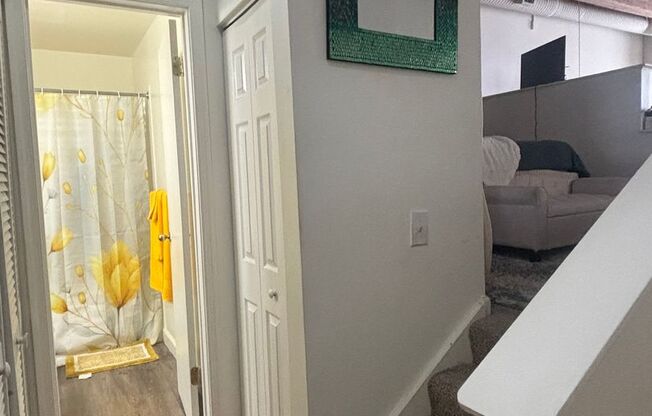 1 bed, 1 bath, 600 sqft, $1,599, Unit 220