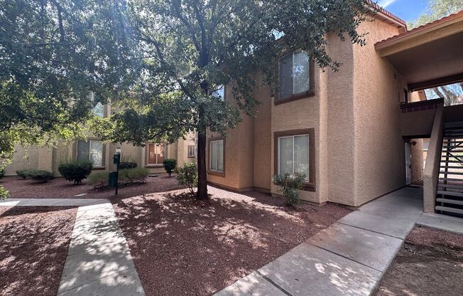Updated 2 bed 2 bath Condo