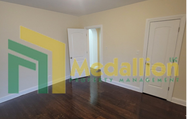 2 beds, 1 bath, $1,400, Unit 8330 South Maryland Avenue - 3N