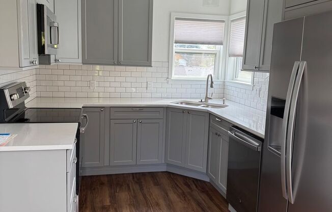 Beautiful newly renovated home on the hill in Camas