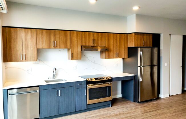 Studio, 1 bath, 490 sqft, $1,795, Unit 404 ADA