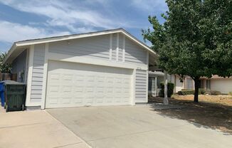 3 beds, 2 baths, $2,700