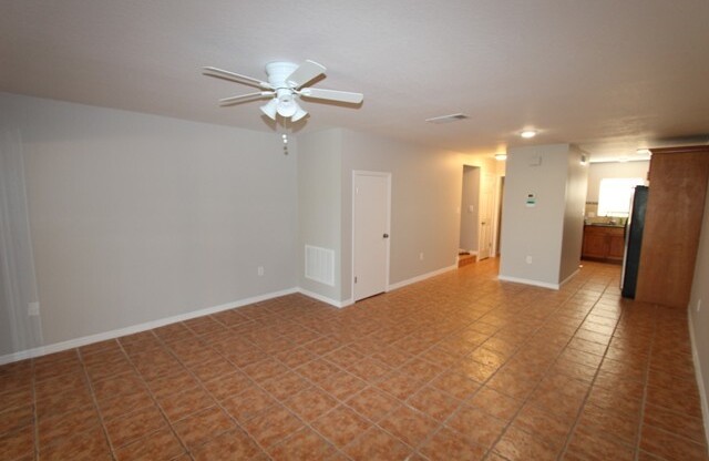 Apopka  2 Bedrooms, 2.5 Bathrooms, $1545.00