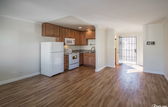 Studio, 1 bath, 400 sqft, $1,695, Unit 123