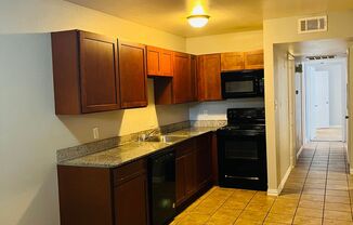 2 beds, 2 baths, $1,250, Unit Apt B