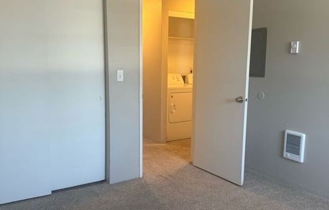 2 beds, 2 baths, 1,070 sqft, $1,675, Unit 12-202