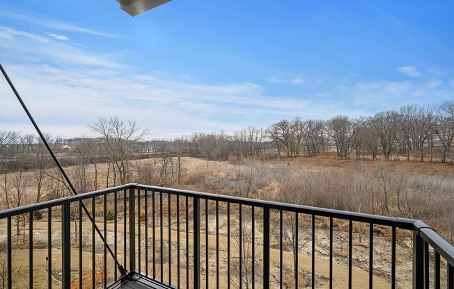 1 bed, 1 bath, 756 sqft, $1,525, Unit 213