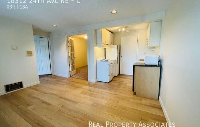 18312 24 AVE NE