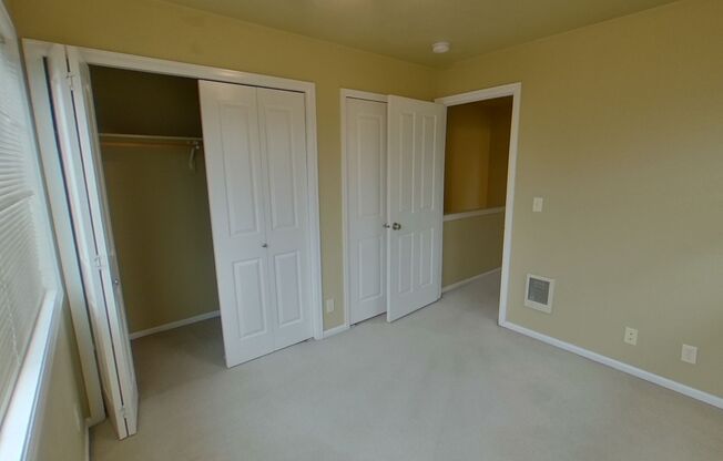 2 beds, 1 bath, $1,625, Unit 1